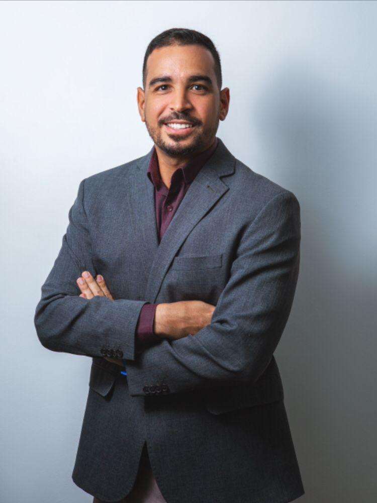 Dr. Rodrigo Medina